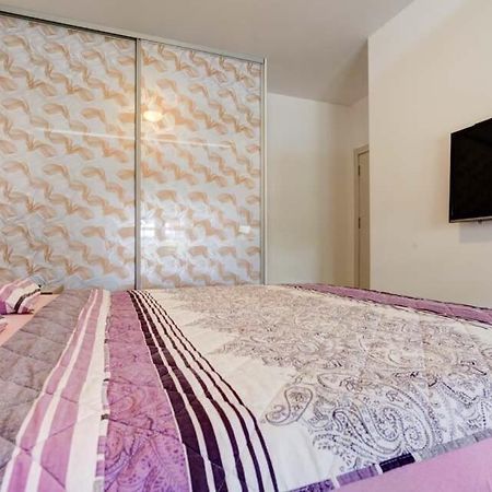Divino Apartment Тиват Экстерьер фото