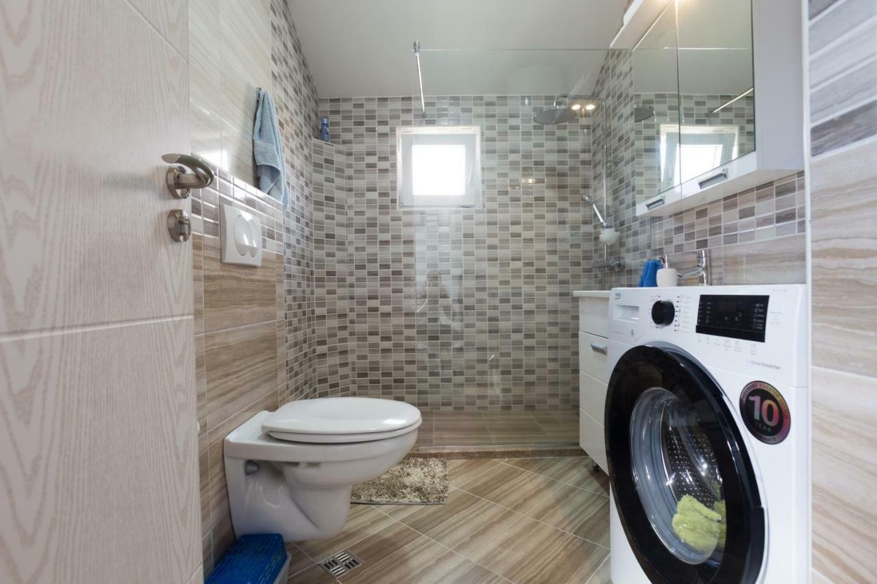 Divino Apartment Тиват Экстерьер фото